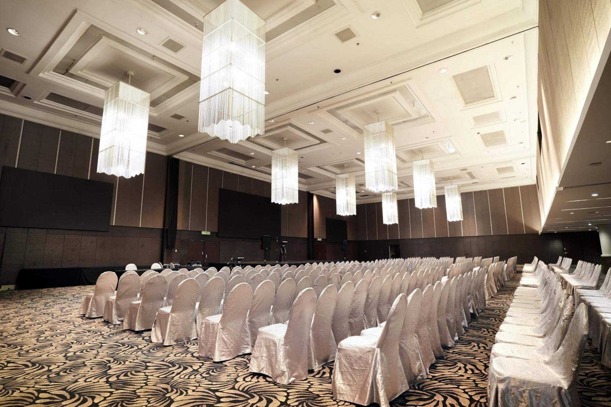 โรงแรมทริสเติล ยะโฮร์ บาห์รู ยะโฮร์บาห์รู ภายนอก รูปภาพ The Grand Ballroom